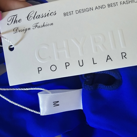 NWT Med bathing suit bright blue - Picture 3 of 3